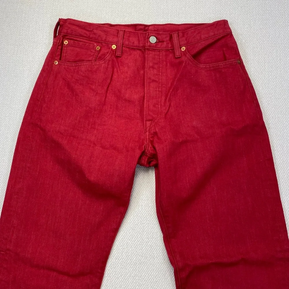 Levi's 501 Original Fit Mens 34x32 (33x31.5) Red Straight Leg Button Fly Jeans